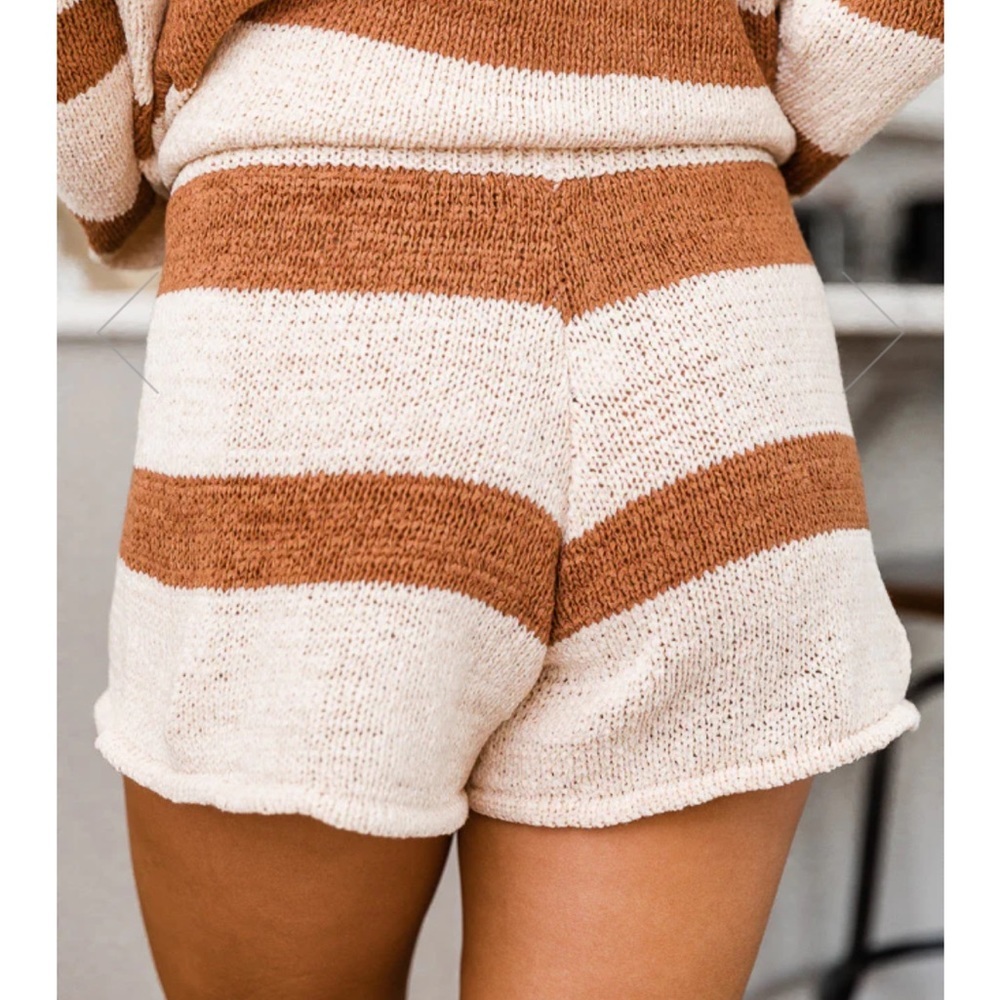 Brand New Striped Crochet Shorts Brown/Tan - Picture 3 of 4